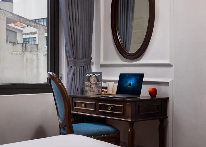 Paddy Hotel Ha Long